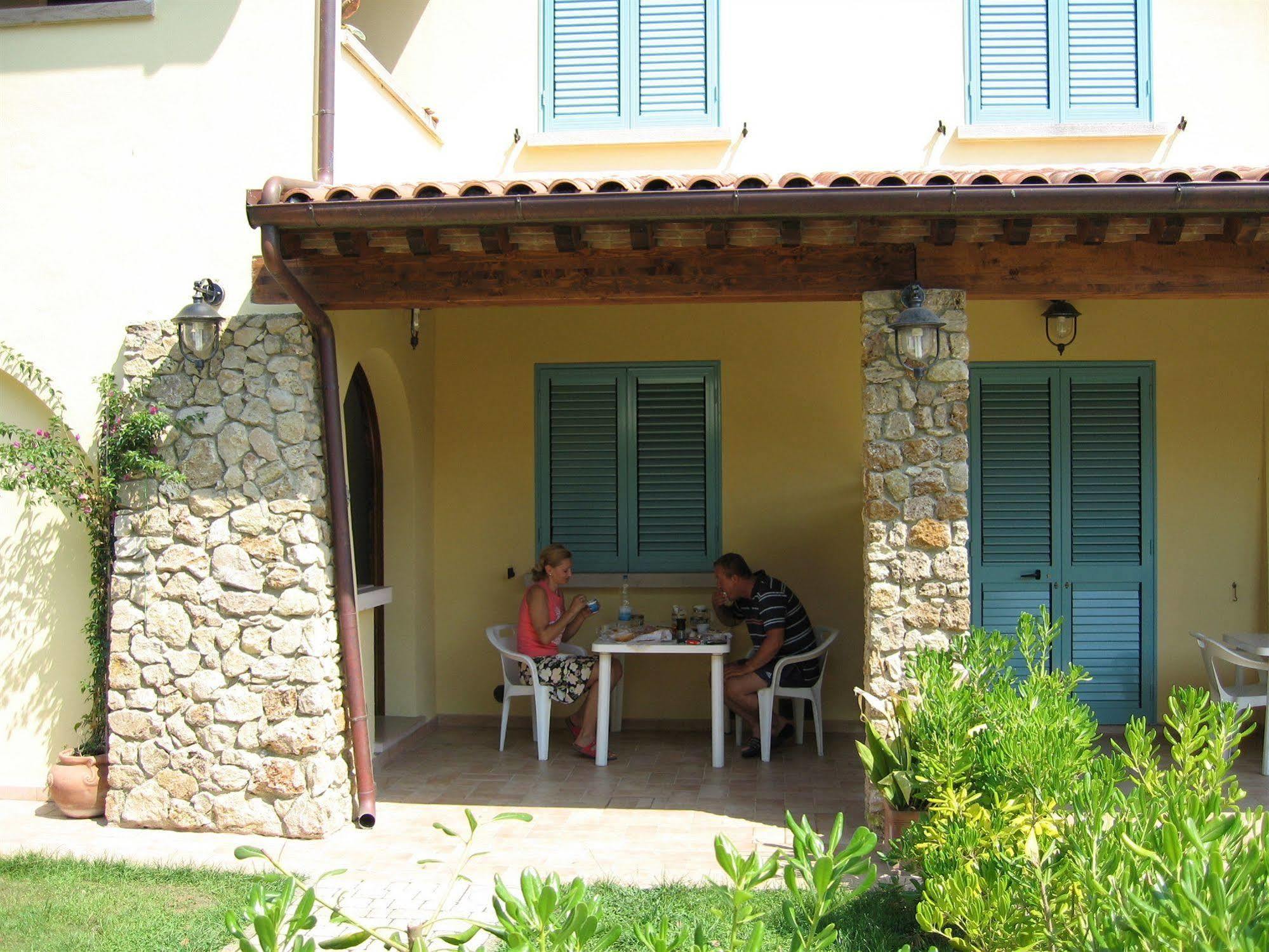 Hotel Residence La Ventola Vada Exterior foto